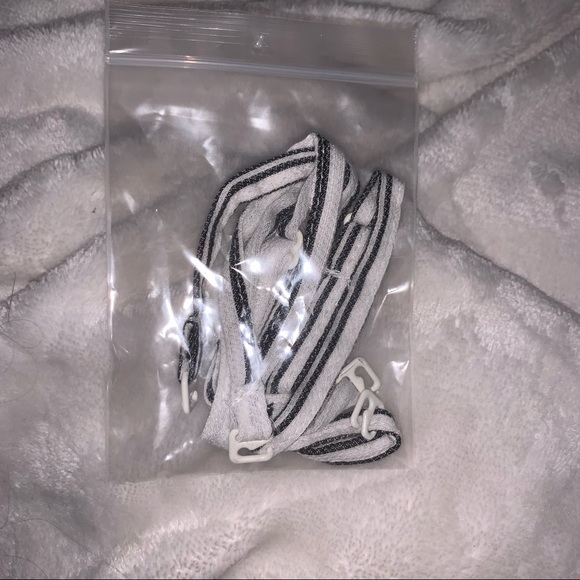 garage romper - Picture 5 of 5